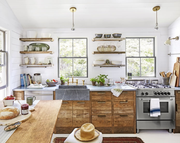 cocina con cajones de madera