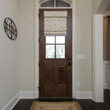 Cortinas en la entrada: vistas, hermosas ideas de diseño, color, foto en el interior-5