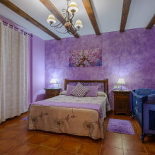 Hermoso dormitorio morado en el interior-1