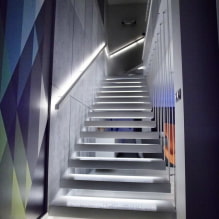 Iluminación de escaleras en la casa: fotos reales y ejemplos de iluminación-1